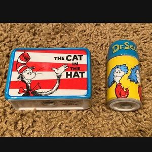 Cat in the Hat ceramic salt and pepper shaker set
